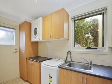 Holiday Home for 8 People in Apollo Bay, Great Ocean Road, Photo 3