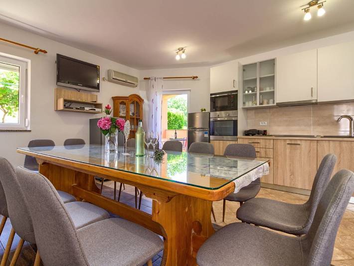 Ferienhaus für 13 Personen, mit Pool und Terrasse, mit Haustier in Peroj - 3