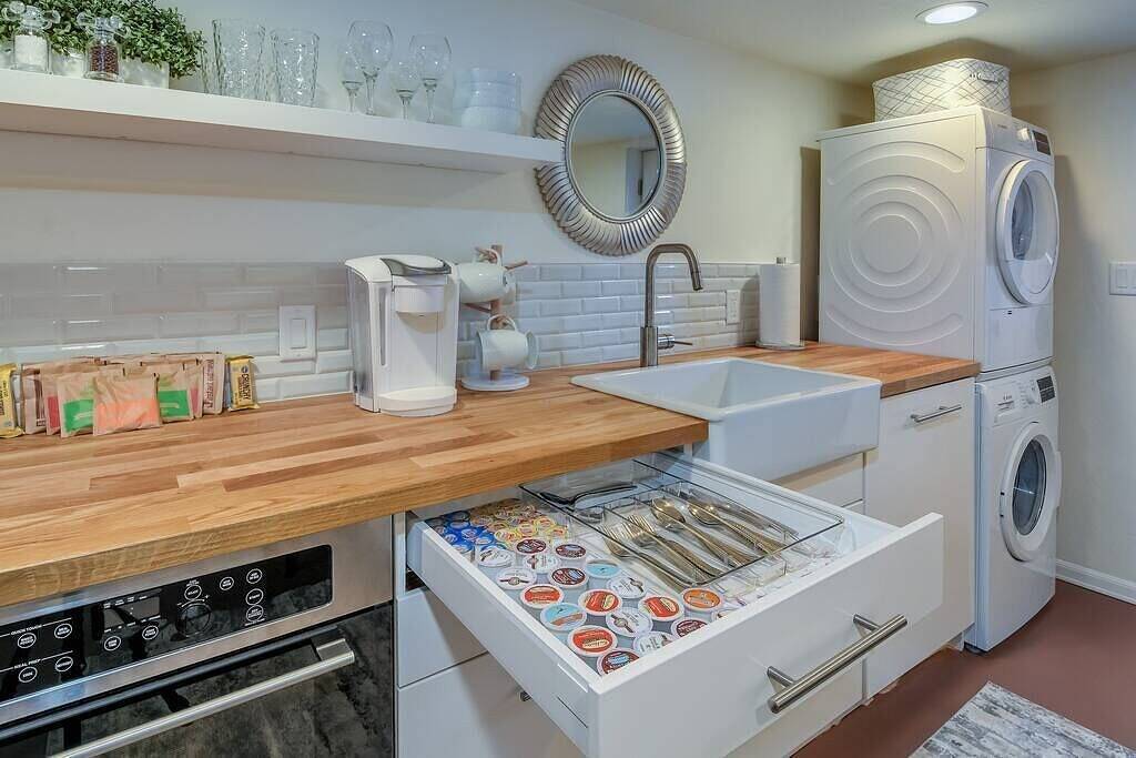 Ganze Wohnung, Private neue Gartenwohnung mit Whirlpool in Camas (Washington), Washington