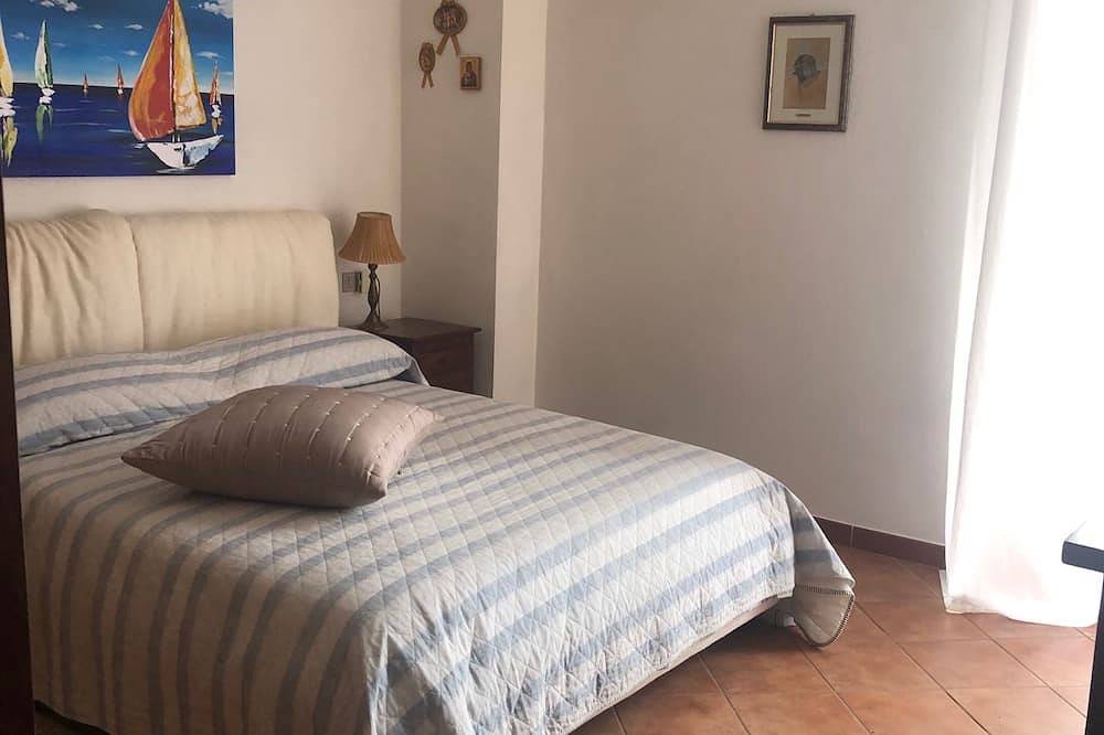 Gli Ulivi, Luxury Villa with private heated swimming pool, Jacuzzi , free Wi-Fi in Olia Speciosa, Cagliari e Dintorni