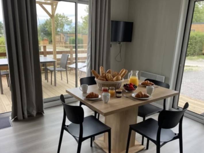 Sunêlia Camping les Nids du Lac - Mobilheim 4 personen - Mobiwood 36 mit seinem Privaten Jacuzzi - 2 Schlafzimmer in Sanchey, Épinal und Umgebung