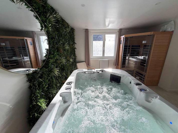 Location de vacances pour 2 personnes, avec jardin ainsi que sauna et jacuzzi à Glénac - 3