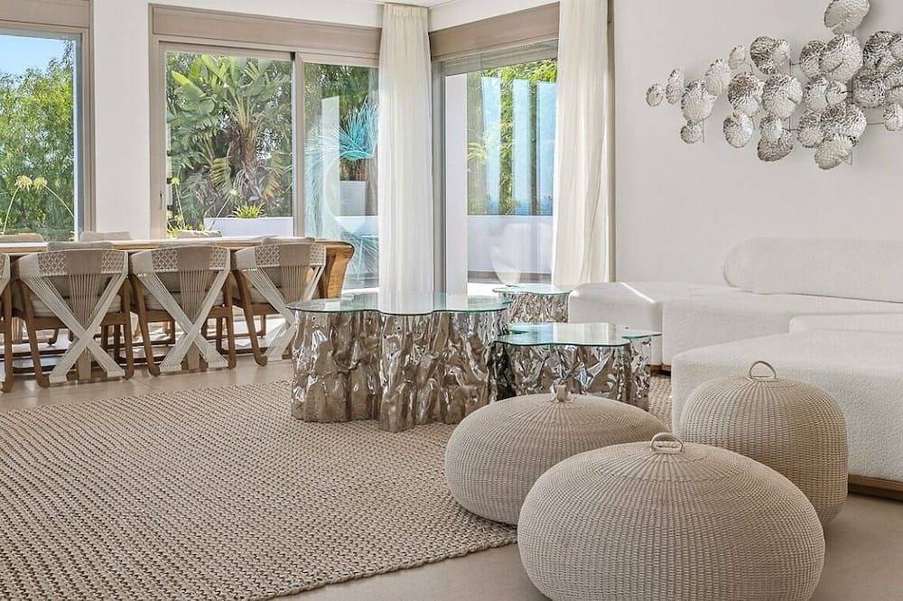 Villa Primera Lina de Mar, Vista Espectacular a un Paso de Ibiza! in Cap Martinet, Santa Eulària des Riu