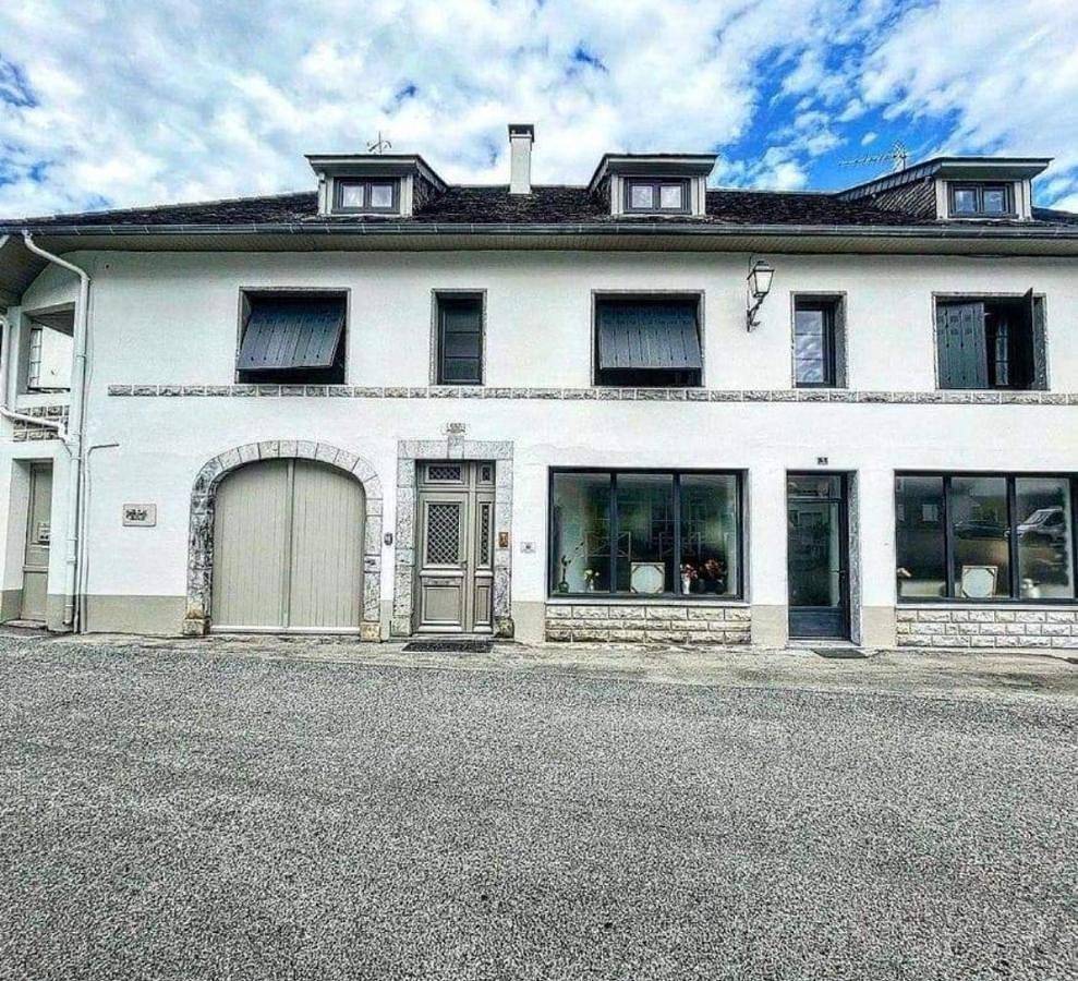 Apartamento entero, Two-Bedroom Apartment in Arette, Béarn