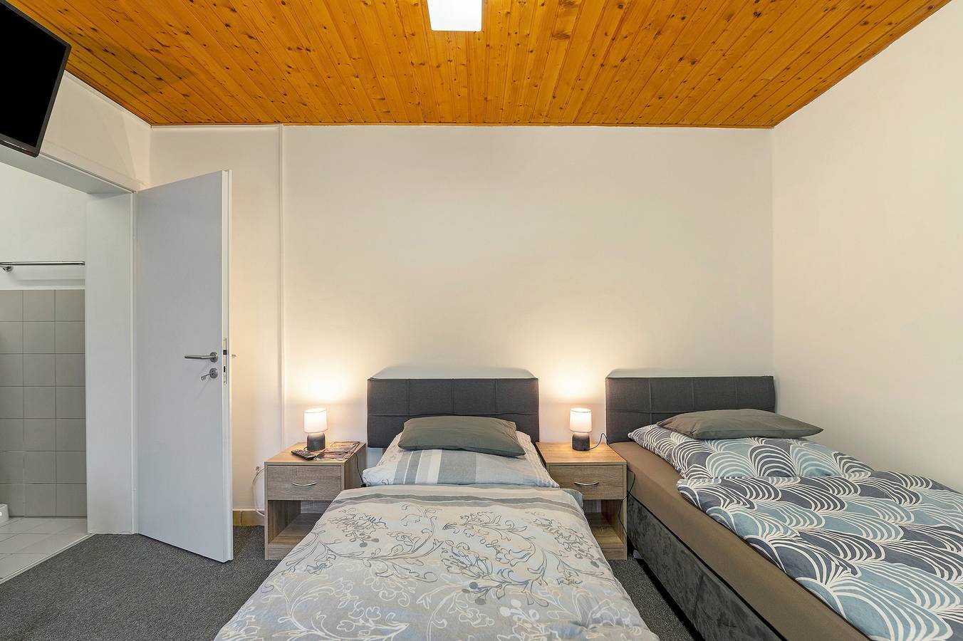 Ganze Wohnung, Gemütliches 2 bett apartment an der saar/a8,a620, in Beckingen, Saargau