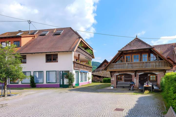 Ferienwohnung für 14 Personen, mit Balkon und Sauna, mit Haustier in Kinzigtal