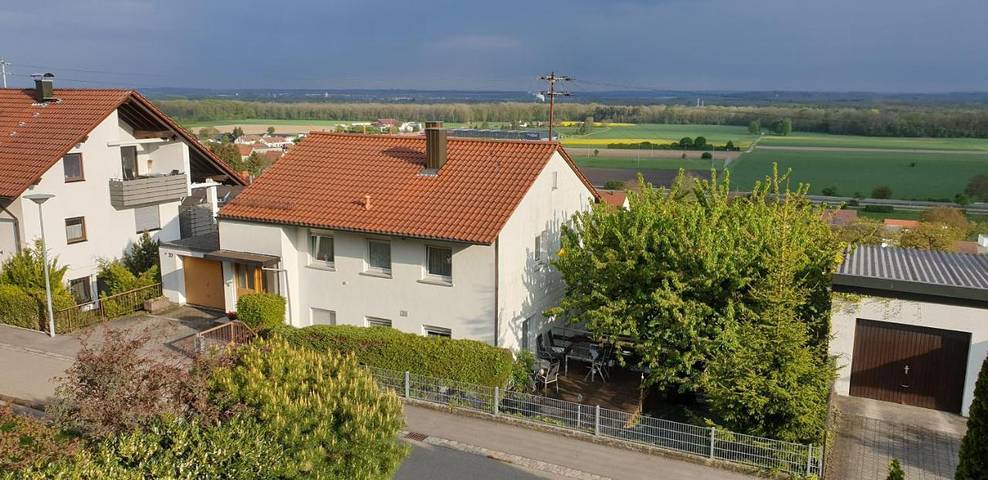 Ferienwohnung für 3 Personen, mit Ausblick und Garten sowie Seeblick, kinderfreundlich - 1