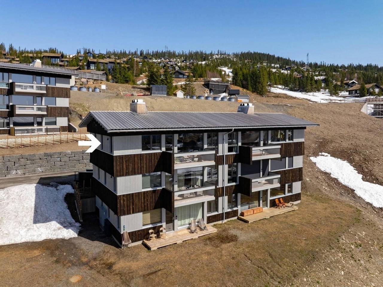 Hel leilighet, New modern apartment with ski in/out in Hafjell in Hafjell, Øyer 