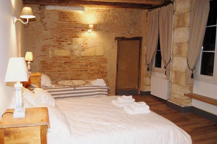 Historic House in the Heart of Sancerre – Wines, Restaurants, and the Village Within Walking Distance in Sancerre, Región de Bourges