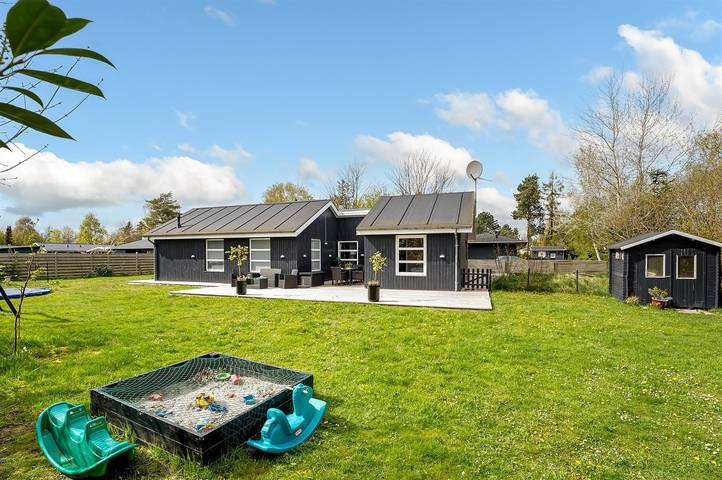 Ferienhaus für 10 Personen, mit Garten und Whirlpool sowie Sauna und Terrasse in Lolland-Falster - 2