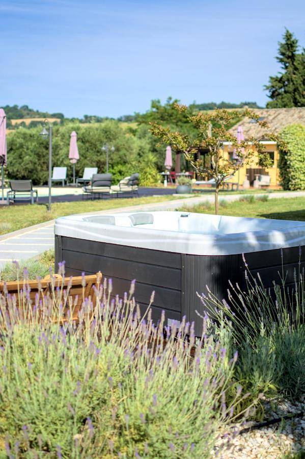 Location de vacances pour 2 personnes, avec jardin ainsi que piscine et vue à Morrovalle - 3