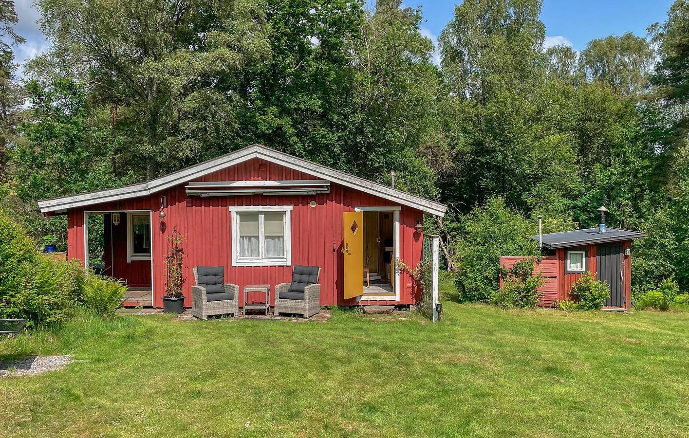 Holiday home for 6 people with garden in Mark, Västergötland