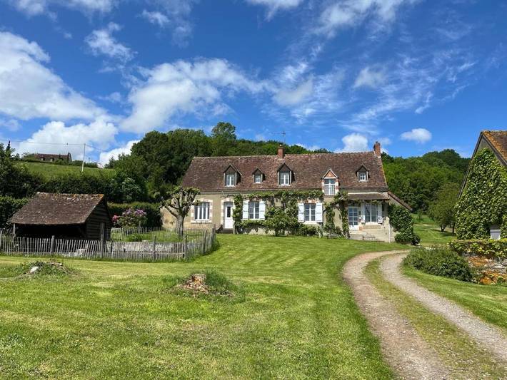 Gîte pour 10 personnes, avec jardin et vue dans Boëssé-le-Sec