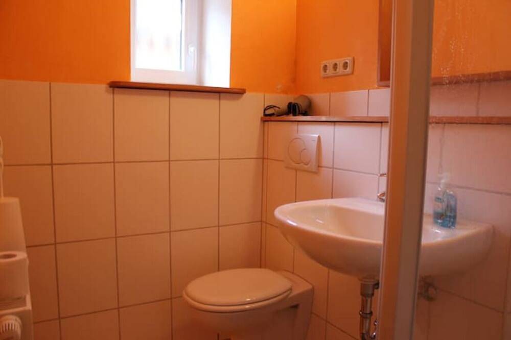 Ganze Wohnung, Ruhige Wohnung für zwei Personen, evtl. plus Kinder in Lüneburg, Nordheide