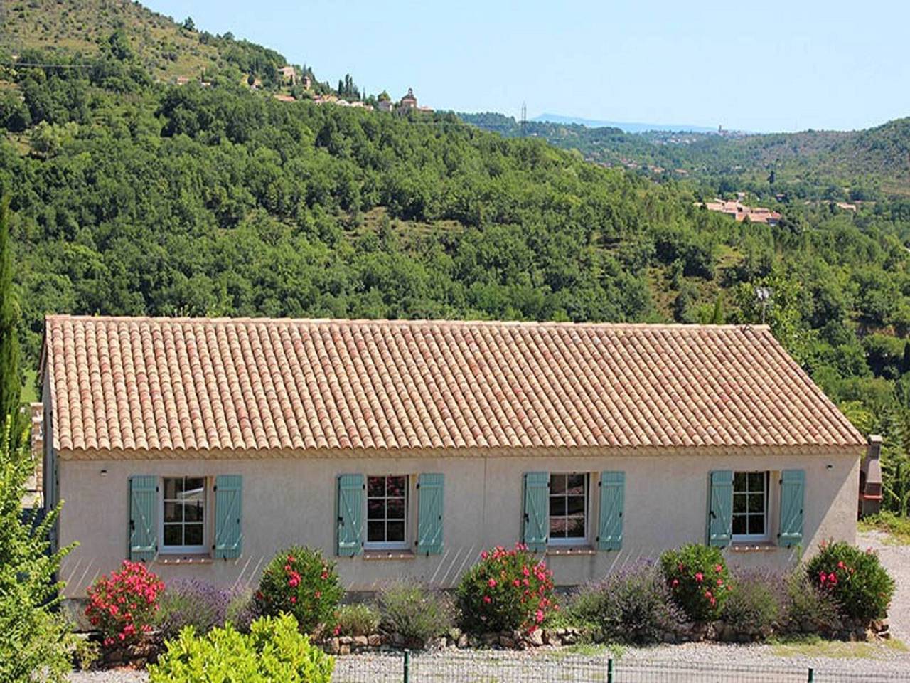 Maison à Toulon avec Piscine & Plage Proche in Les Vans, Parc national des Cévennes