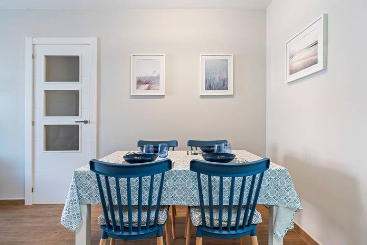 Apartamento entero, Apartamento 'David Bujalance, Cunit' con balcón y Wi-Fi in Cunit, Penedes DO
