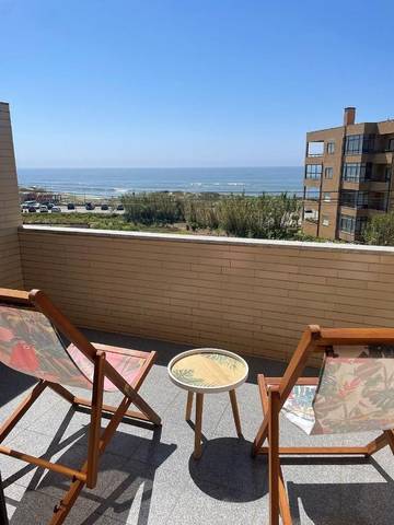 Gîte pour 11 personnes, avec jardin et vue, animaux acceptés dans Vila Chã