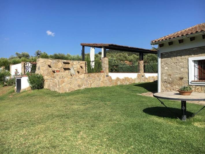 Casa rural para 17 personas, con Terraza además de Jardín y Piscina en Benaoján