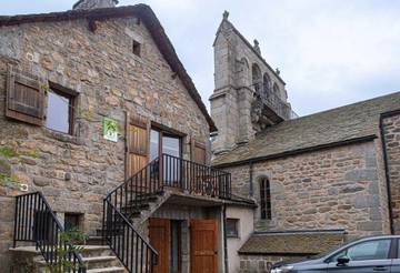 Gîte pour 4 personnes, avec balcon à Fau-de-Peyre