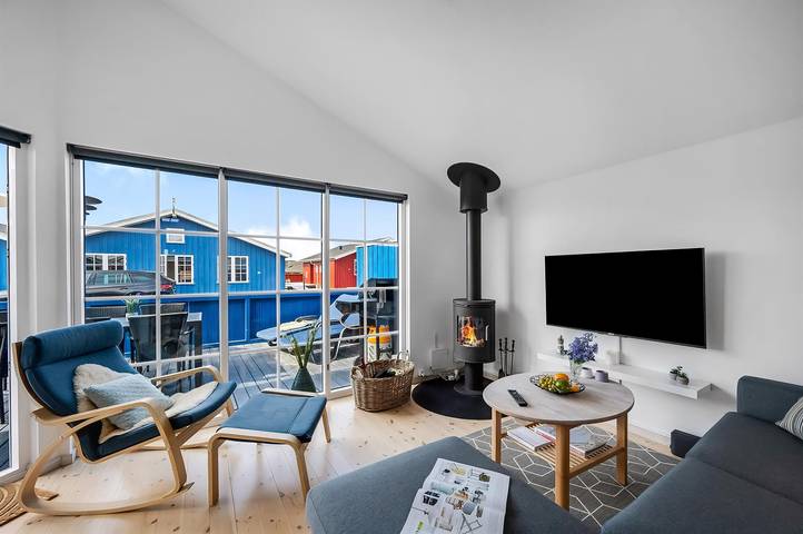 Pet friendly home in Hvide Sande with WiFi in Nørre Lyngvig, Hvide Sande