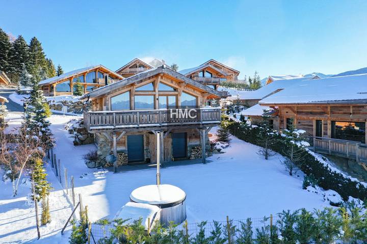 Chalet pour 10 personnes, avec terrasse et jacuzzi à Bolquère - 2
