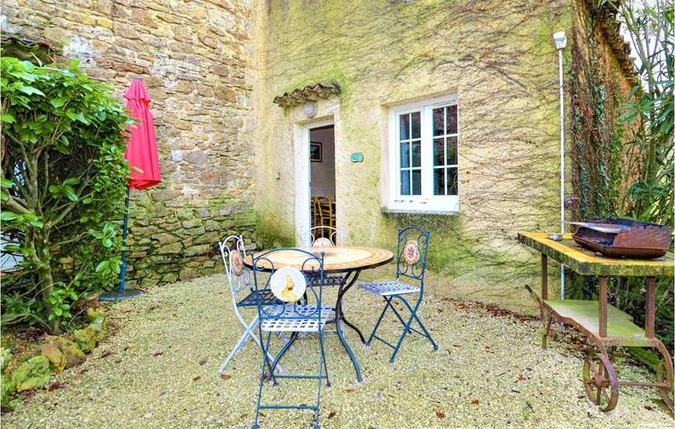 Location de vacances pour 5 personnes, avec jardin et piscine à Saint-André-d'Olérargues - 2