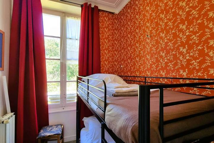 Location de vacances pour 15 personnes, avec jardin et balcon à Saint-Just-Luzac - 4