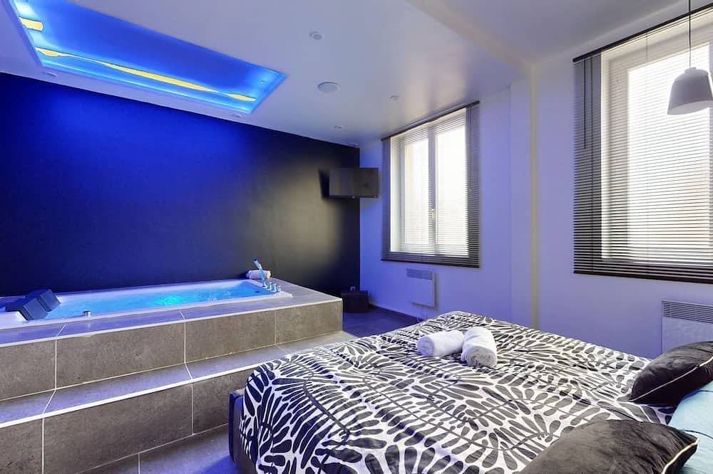 Entire apartment, Charmant Appartement au Coeur des Gratte Ciel Avec Jacuzzi in Villeurbanne, Lyon region