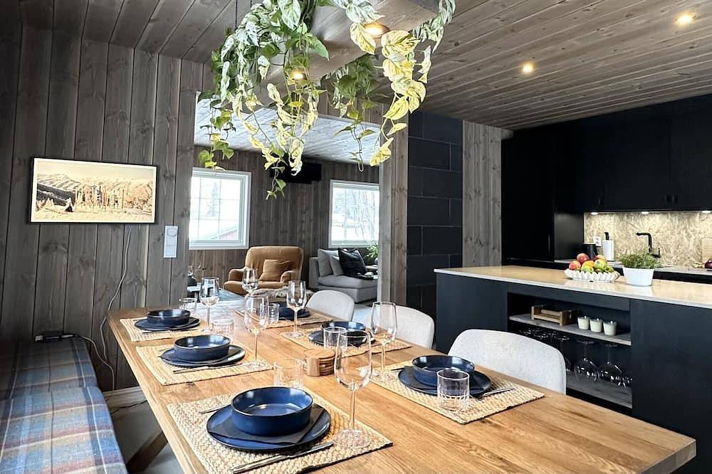 Newly renovated house close to everything in Geilo, Hol