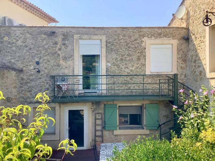 Apartamento de vacaciones para 4 personas, con jardín además de piscina y balcón - 1