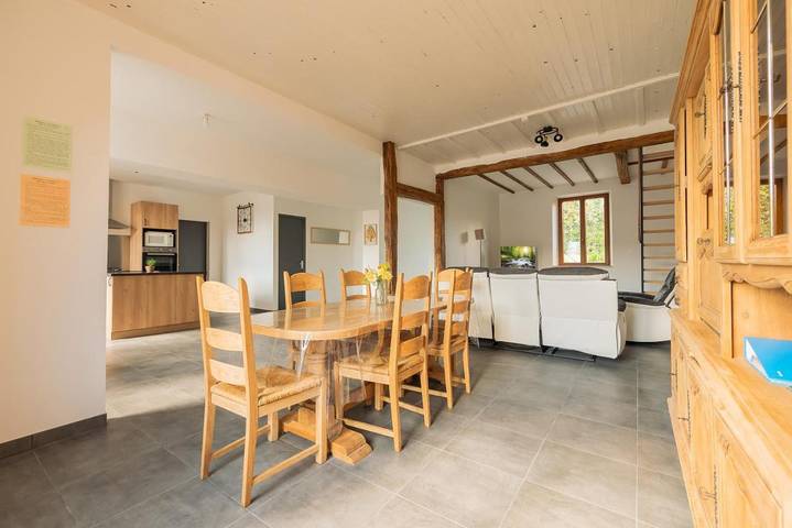 Gîte pour 6 personnes, avec jardin, animaux acceptés à Grandpré (Ardennes)