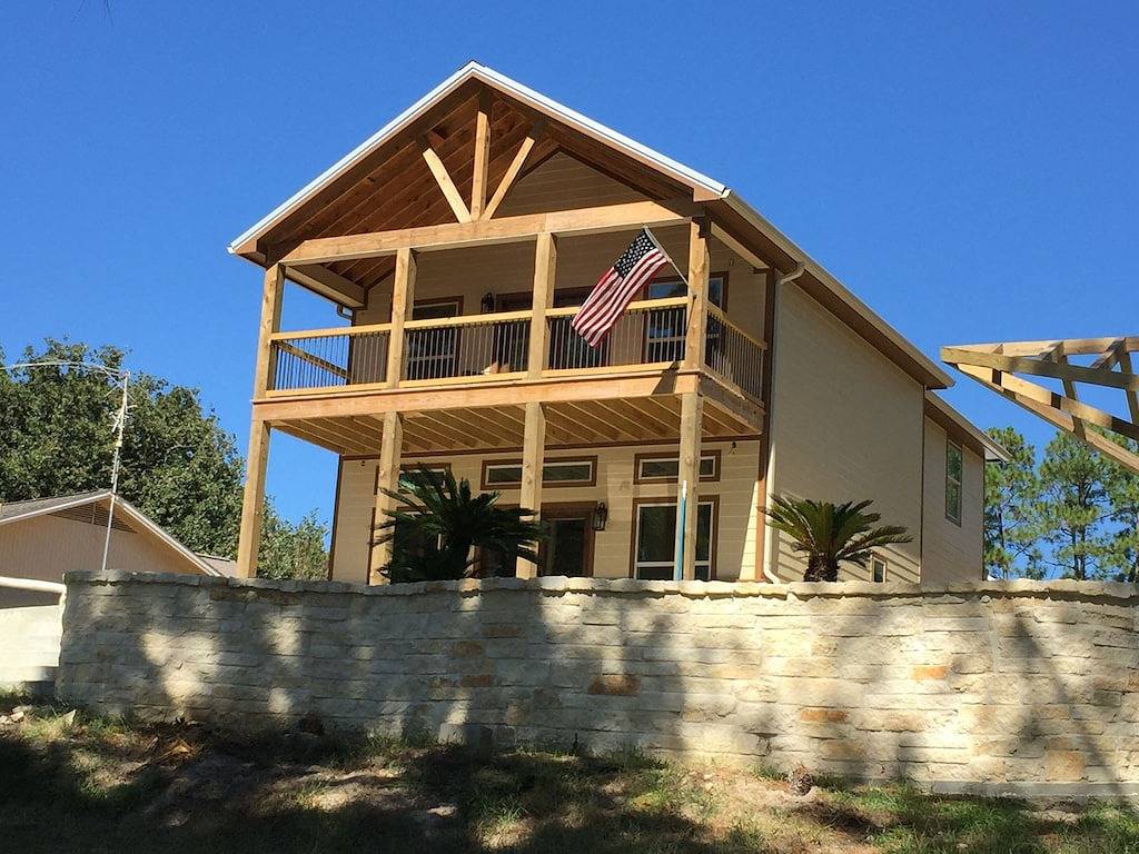 Haus am See mit Pool! in Sam Rayburn Reservoir