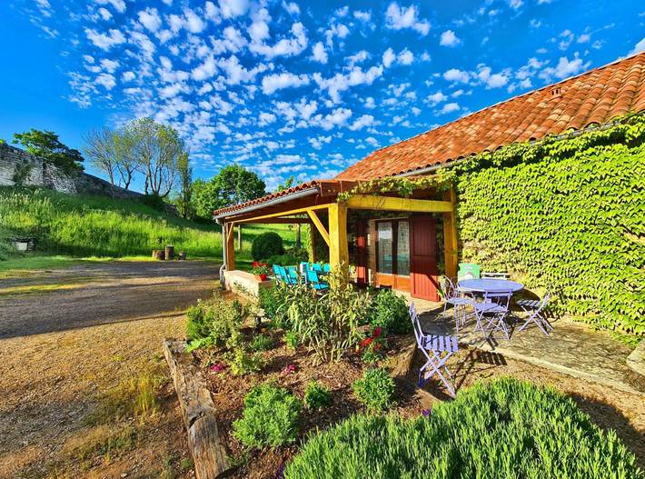 Gîte pour 10 personnes, avec jardin et balcon à Compeyre - 2