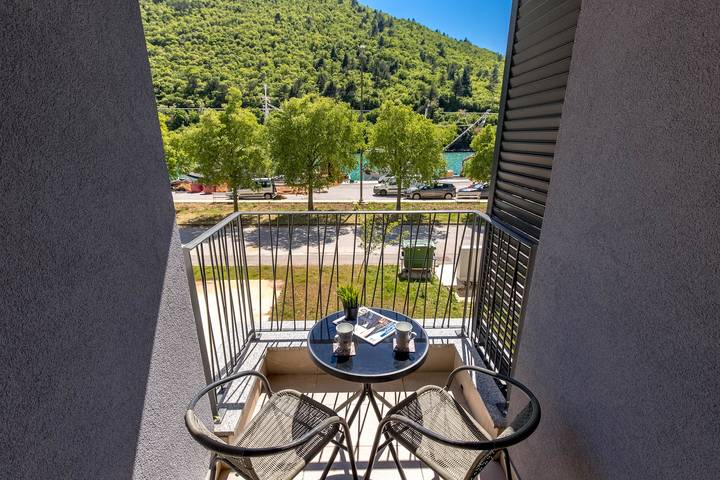 Ferienwohnung für 4 Personen, mit Meerblick und Balkon, kinderfreundlich in Istrien