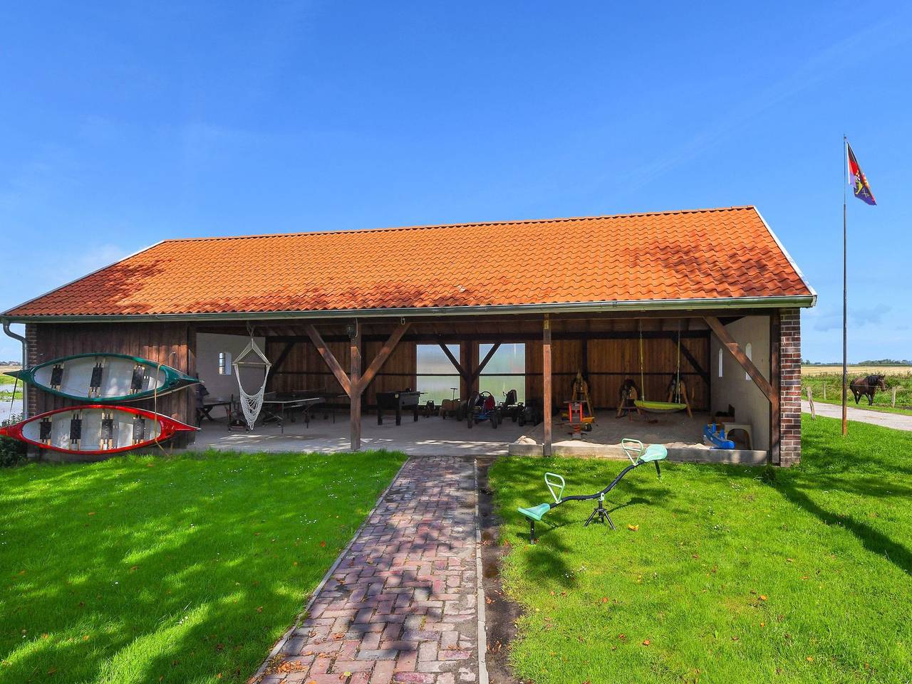Ferienhof Historisches Altwerdumer Grashaus in Werdum - Ferienwohnung Taubenschlag in Werdum, Landkreis Wittmund