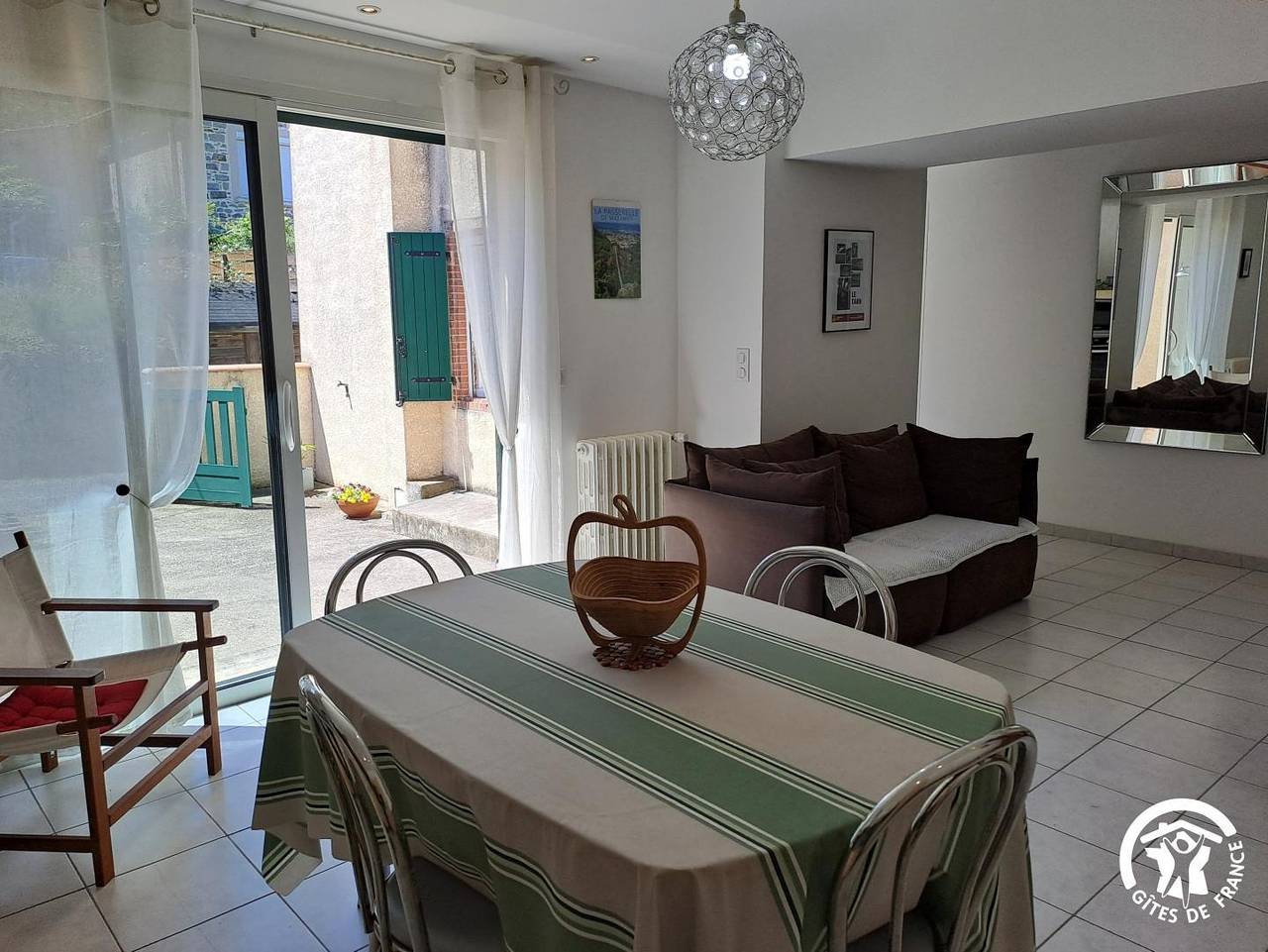 Gîte für 4 Personen mit Terrasse in Mazamet, Castres und Umgebung
