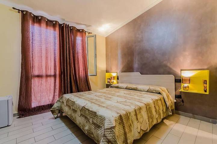 Location de vacances pour 2 personnes à Loceri - 2