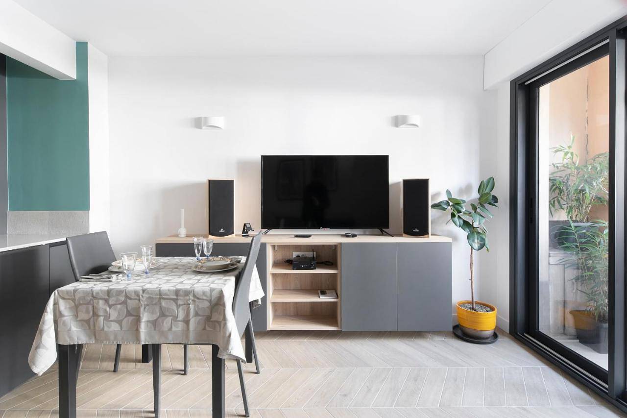 Appartement entier, Loft 52m²+parking à 15 min de Paris centre in Les Lilas, Seine-Saint-Denis