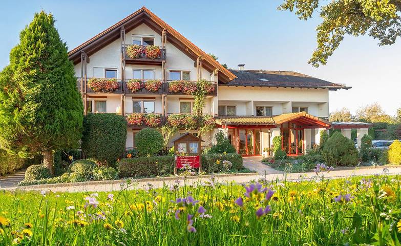 Hotel für 2 Personen, mit Garten und Balkon, kinderfreundlich in Bad Füssing