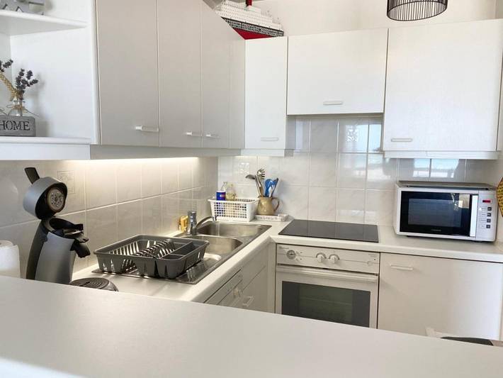 Gîte pour 4 personnes, avec terrasse et vue dans Plage du Perroquet - 3