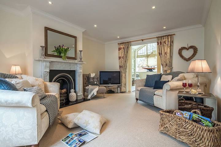 Cottage for 8 people, with garden in Little Haven