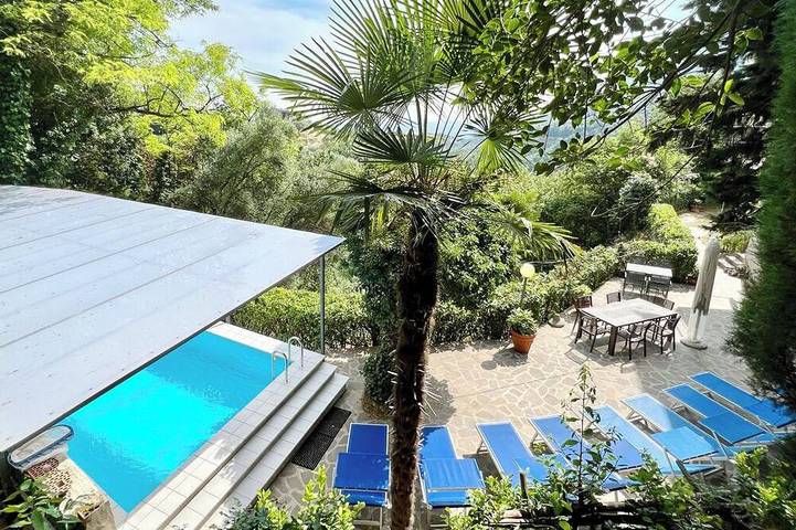 Villa per 9 persone, con giardino, con animali domestici in Toscolano-Maderno