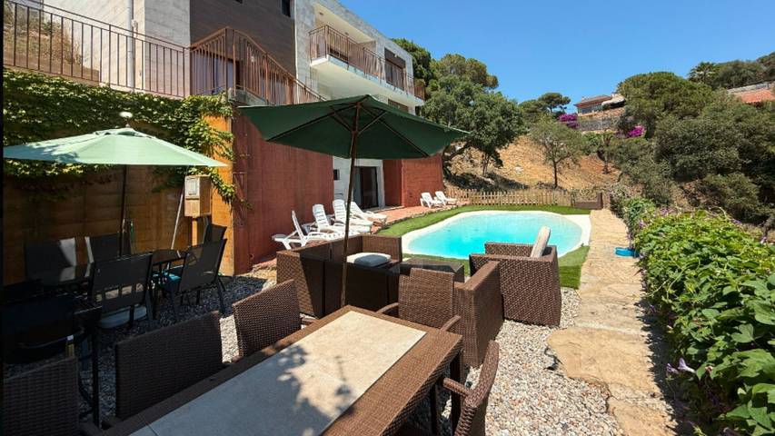 Chalet para 10 personas, con balcón y jardín, Se admiten mascotas - 1