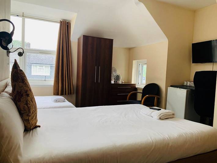 BnB für 3 Personen, mit Ausblick in London - 2