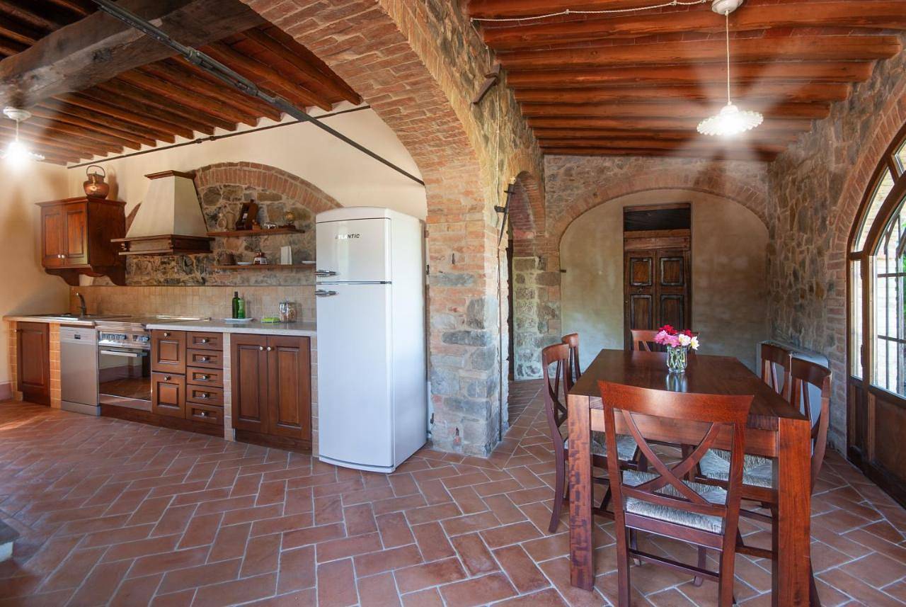 Agriturismo Pertimali in Montalcino, Val d'Orcia