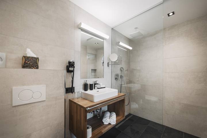 Doppelzimmer Classic mit Balkon in Galtür, Verwall