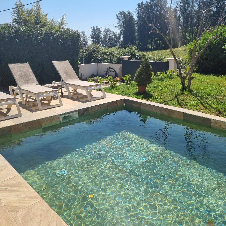 Appartement entier, Rez de villa avec piscine privée, wifi, jardin clôturé in Folelli, Penta-di-Casinca