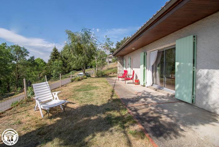 Ferienhaus in Cournols mit Garten & Annehmlichkeiten in Cournols, Regionaler Naturpark Volcans d'Auvergne