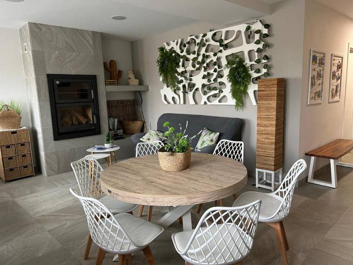 Apartamento para 7 personas, con Balcón y Terraza además de Jardín y Vistas en Pozo de los Frailes