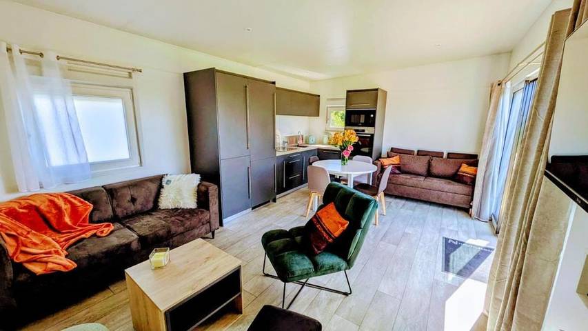 Location de vacances pour 5 personnes, avec terrasse et vue, animaux acceptés à Saint-Lô